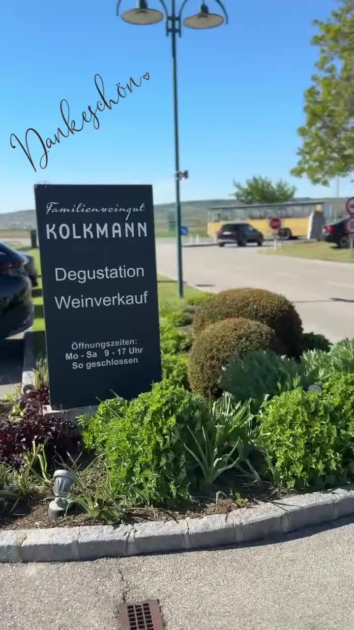 [Thank you] 🥂👈🏻🌱🥂

Vielen herzlichen Dank für eure zahlreichen Besuche! 💕🍾🥂💕

Gemeinsam blicken wir auf ein erfolgreiches Frühlingserwachen 2026 zurück!👀👍🏻🌱🥂

….und freuen uns heute schon euch  2027 von 30. April - 2. Mai wieder Willkommen heißen zu dürfen! 

Next EVENT:
21.8.2026
PIPPA AUS WIEN | Open Air Konzert 🎶 🎤🥳

https://www.ticketladen.at/events/pippa-meets-kolkmann